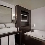 Szálloda Park Plaza 4*