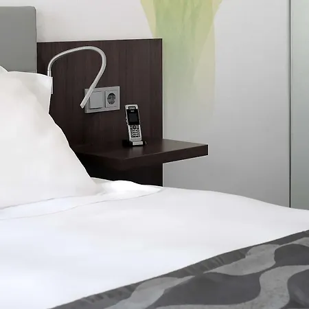 Park Plaza Hotel 4*