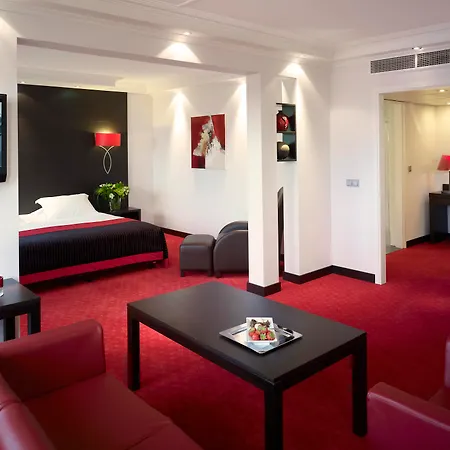 Park Plaza