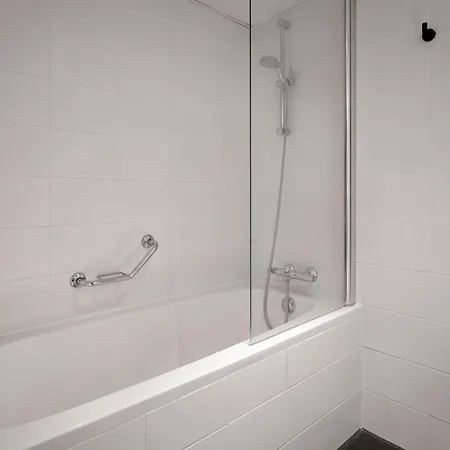 Hotel Park Plaza 4*