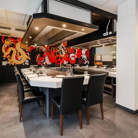Hotel Park Plaza 4*