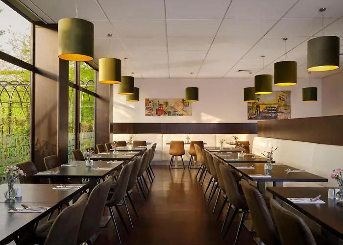 Park Plaza Ξενοδοχείο 4*