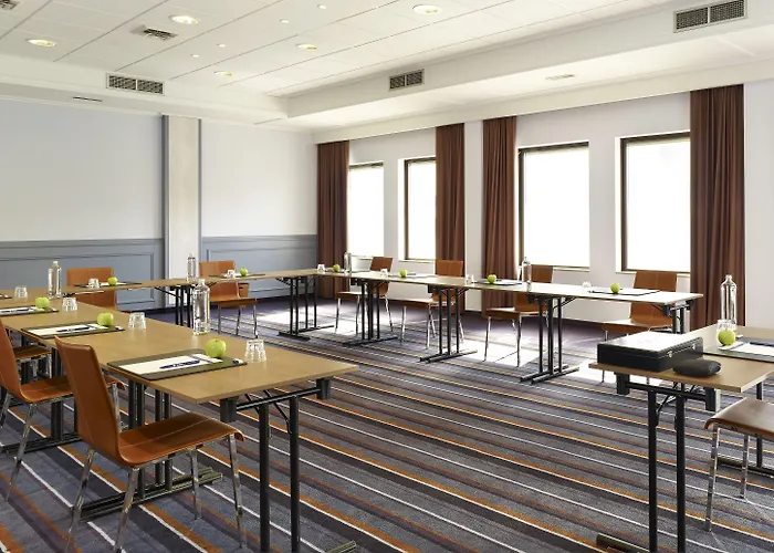 Ξενοδοχείο Park Plaza