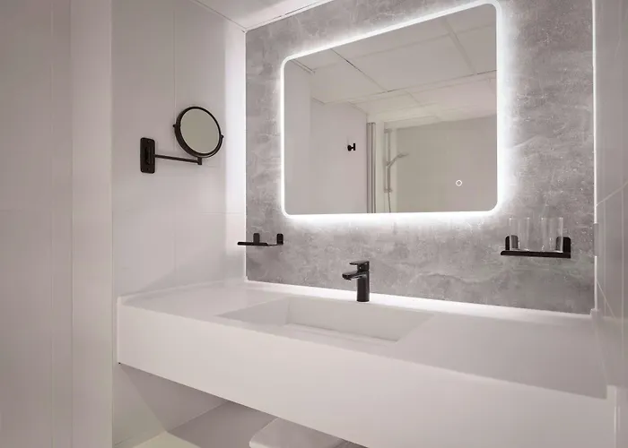 Ξενοδοχείο Park Plaza